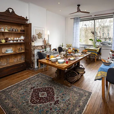 Salutbb D'hote Nocleg ze śniadaniem 4*